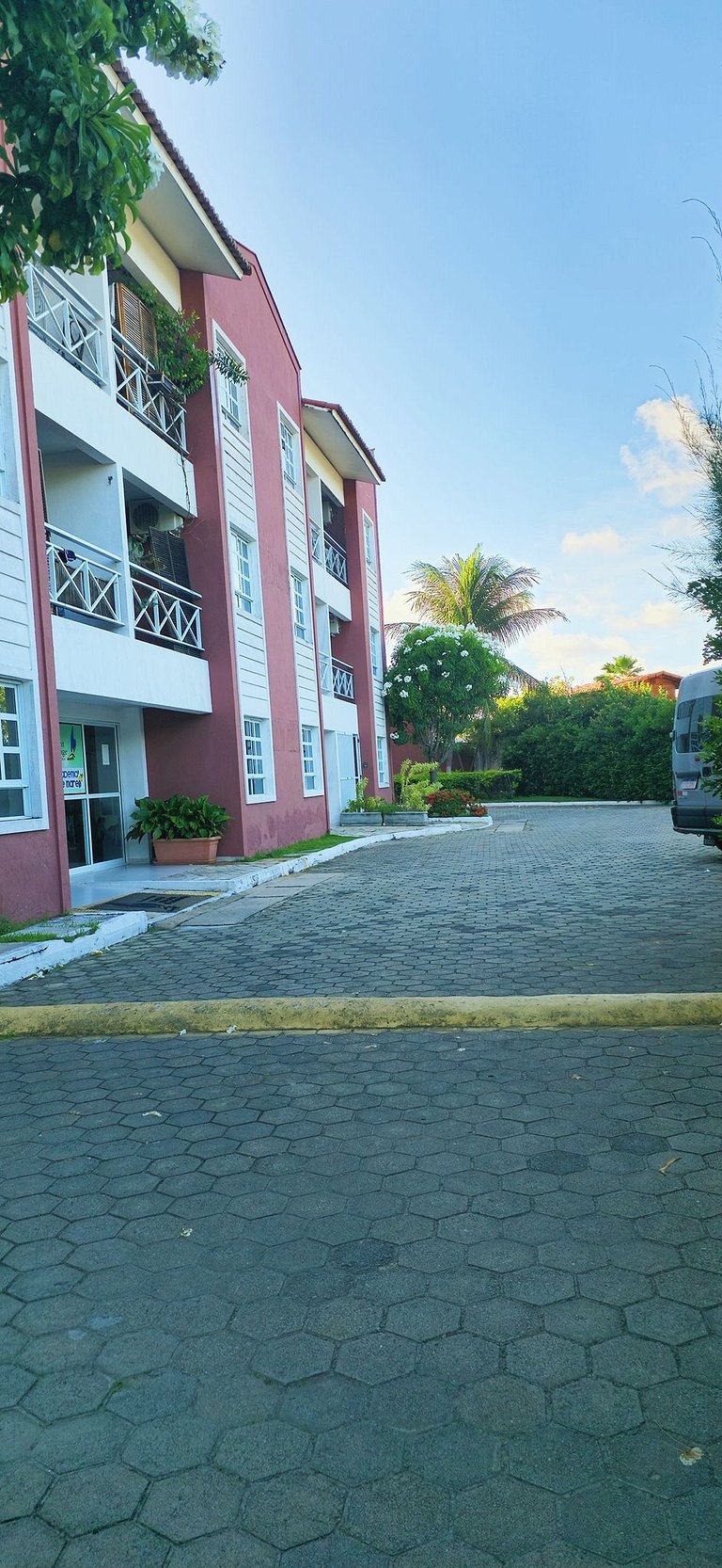 Yacht Village Praia JR