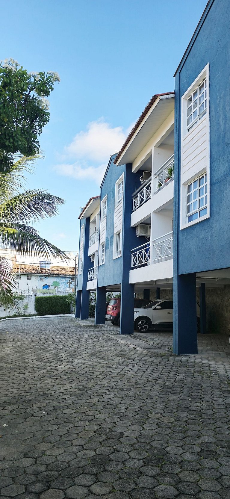 Yacht Village Praia JR